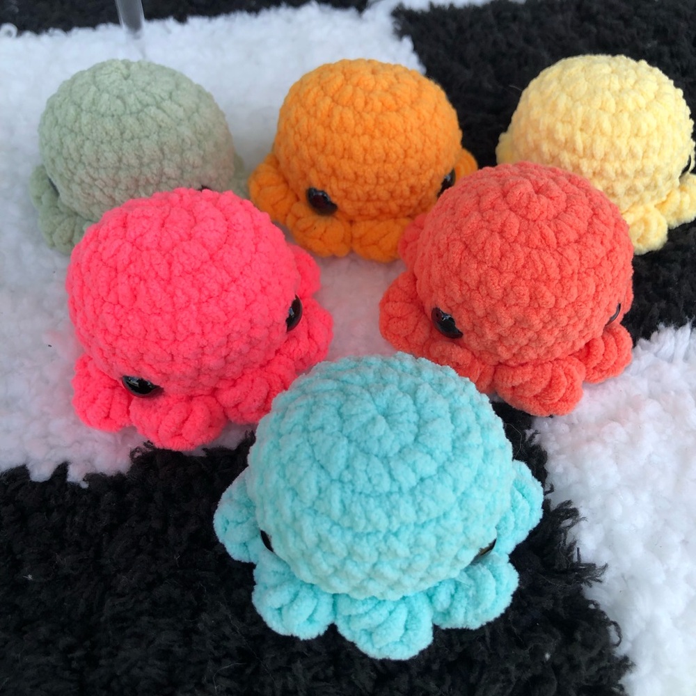 (Random bundle of 4) Chunky Octo’s